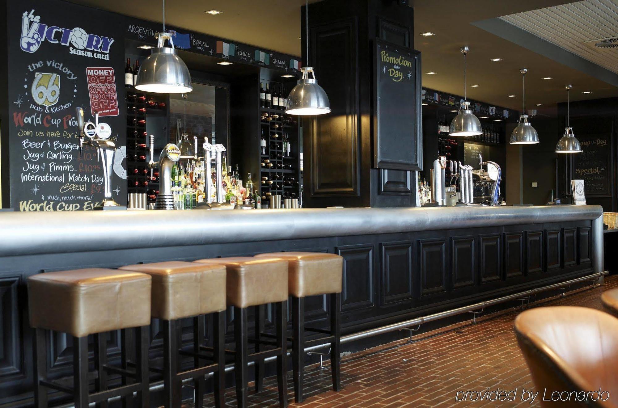 Village Hotel London Watford Elstree Exterior photo